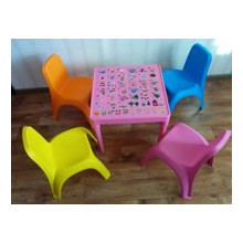 Маса детска  + столчета микс