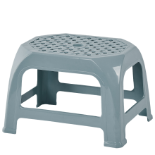 Пластмасова табуретка КРОХА